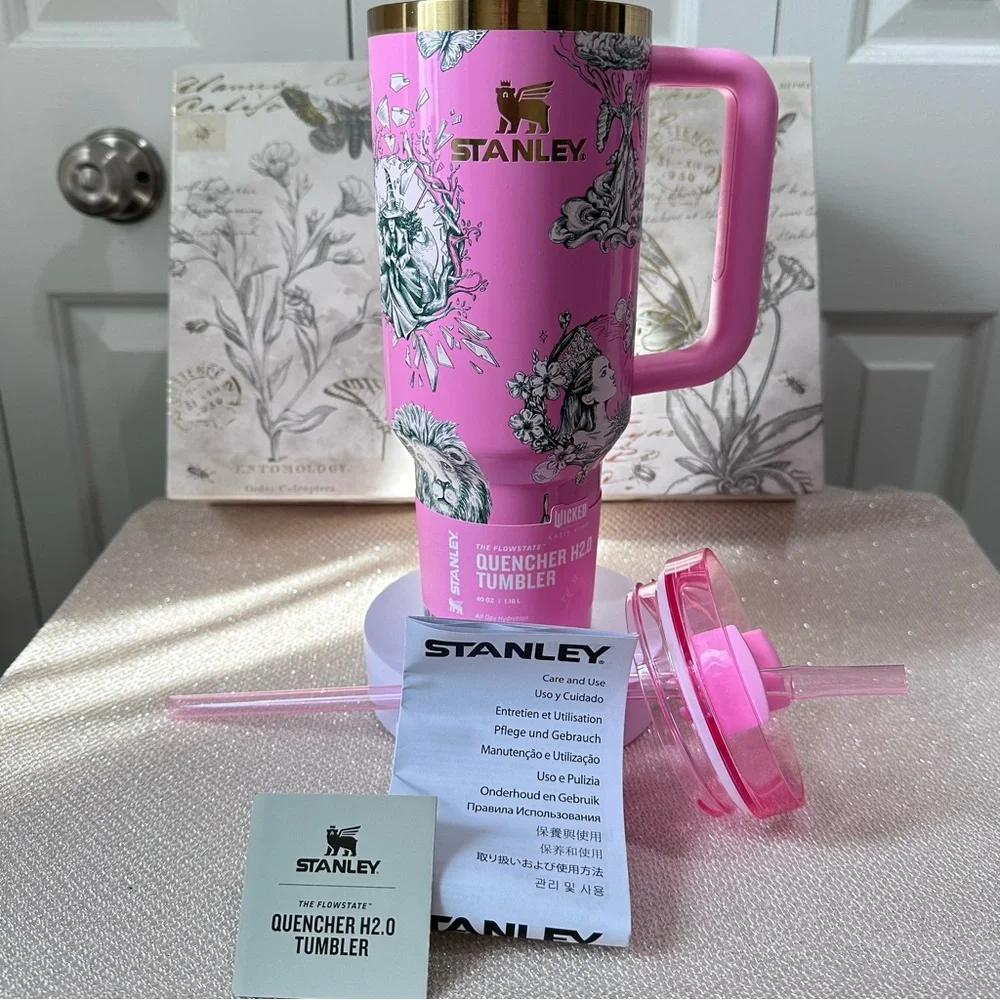 Stanley Wicked Ozian Pink 40oz Tumbler FlowState Quencher Ozian Reprise NWT - Picture 8 of 11